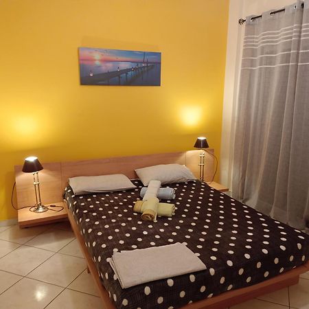 Stefkas Apartment2 Patras Exterior photo